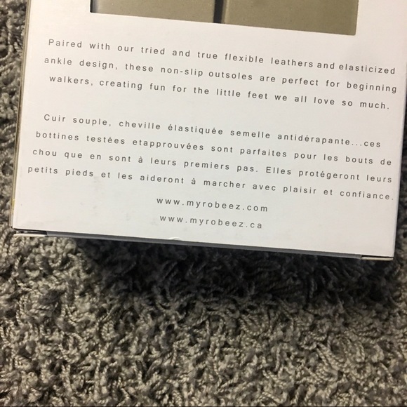 NWT Robeez Mini Shoes - Picture 3 of 3